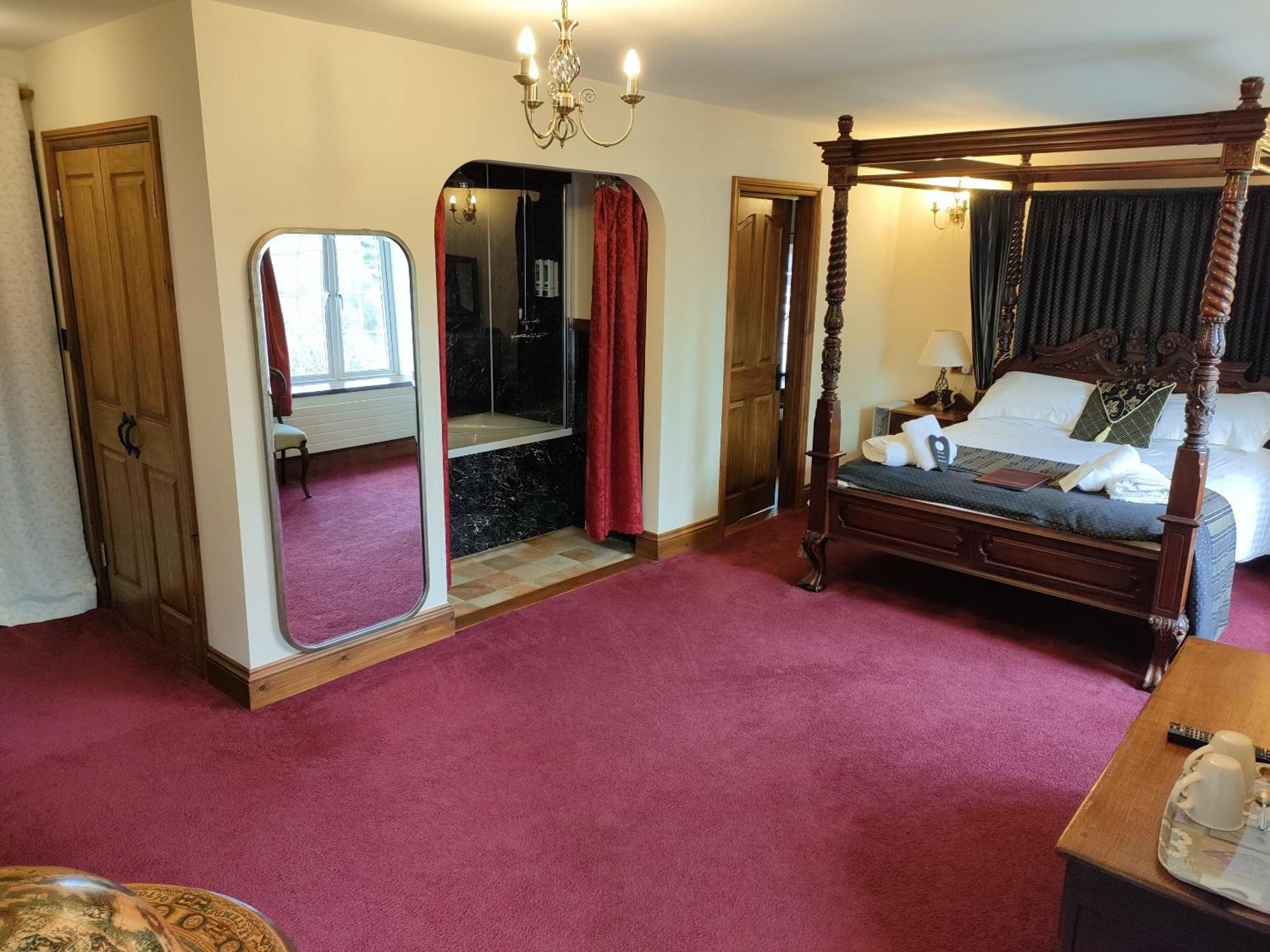 Great Trethew Manor Hotel & Self Catering Lodges Liskeard Phòng bức ảnh